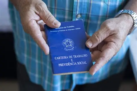 Trabalho em feriados no comércio terá nova regra e vai depender de acordo com sindicatos