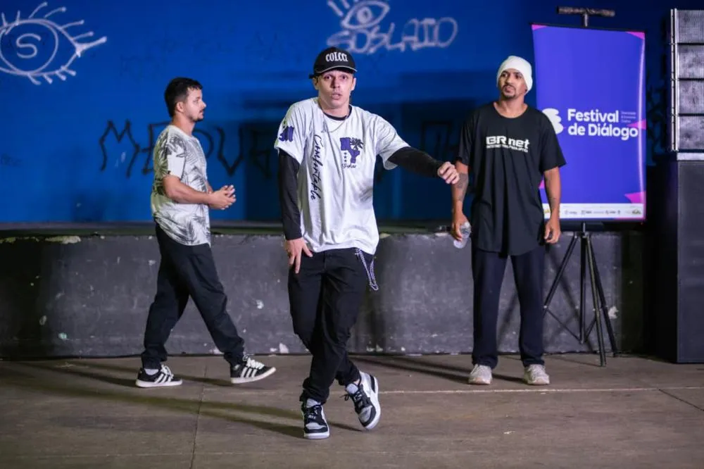 Festival cultural gratuito reúne artistas e manifestações populares no Parque Ipanema
